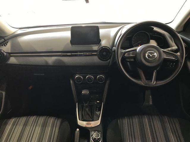 Mazda MAZDA2 2020-08 12935-1