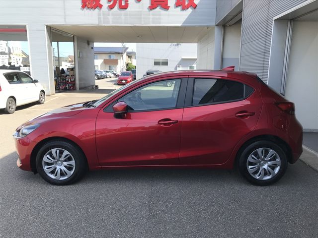 Mazda MAZDA2 2020-08 12935-7