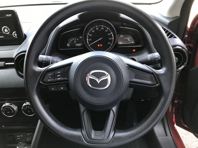 Mazda MAZDA2 2020-08 12935-16