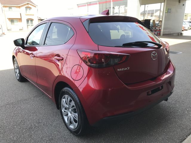 Mazda MAZDA2 2020-08 12935-9