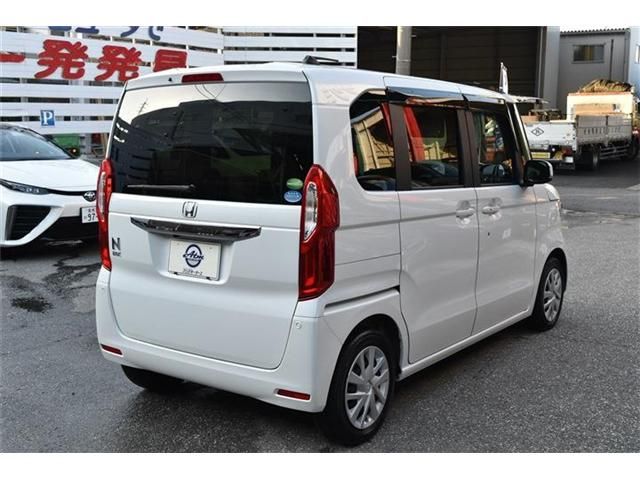 Honda N BOX 2018-08 183556-4