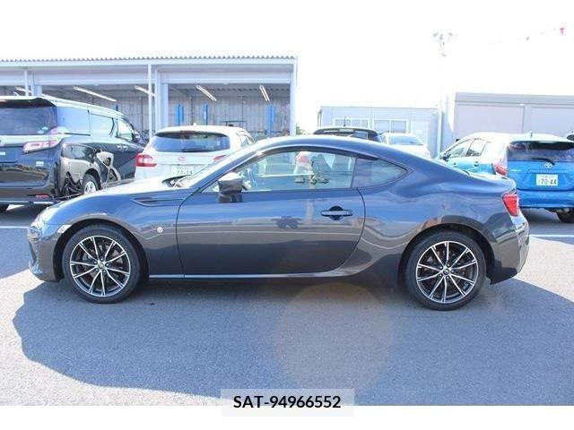 Toyota 86 2016-12 258610-8