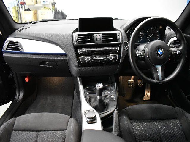 Bmw 2 SERIES 2015-09 20560-2