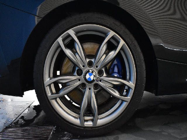 Bmw 2 SERIES 2015-09 20560-8