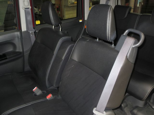 Daihatsu TANTO CUSTOM 2015-03 20345-18
