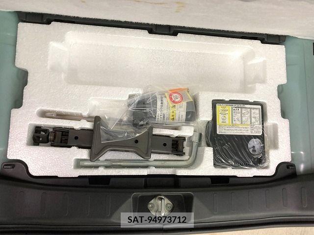 Suzuki SPACIA 2017-06 394178-12