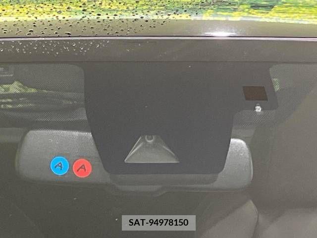 Toyota C-HR 2018-05 346463-2