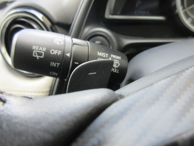 Mazda CX-3 2015-06 8246-23