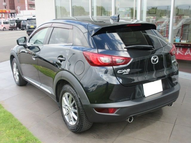 Mazda CX-3 2015-06 8246-3
