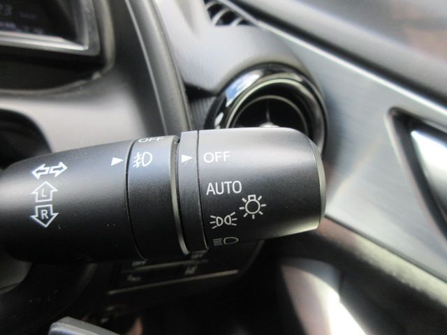 Mazda CX-3 2015-06 8246-25