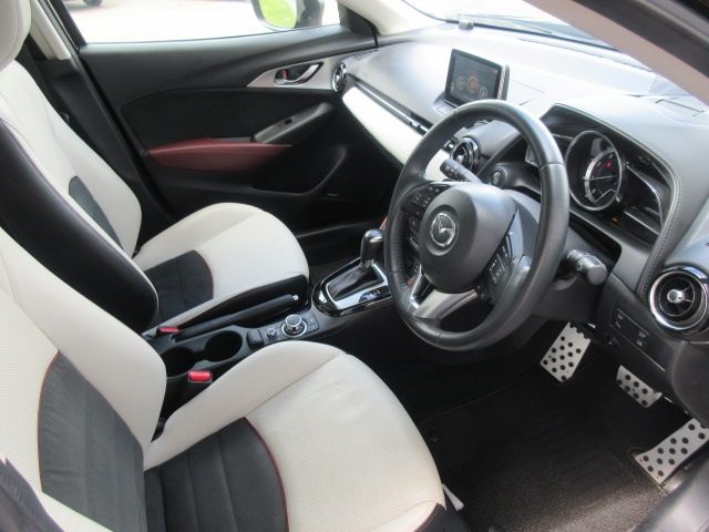 Mazda CX-3 2015-06 8246-10