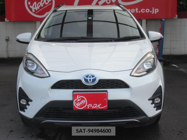 Toyota AQUA 2018-05 261088-3