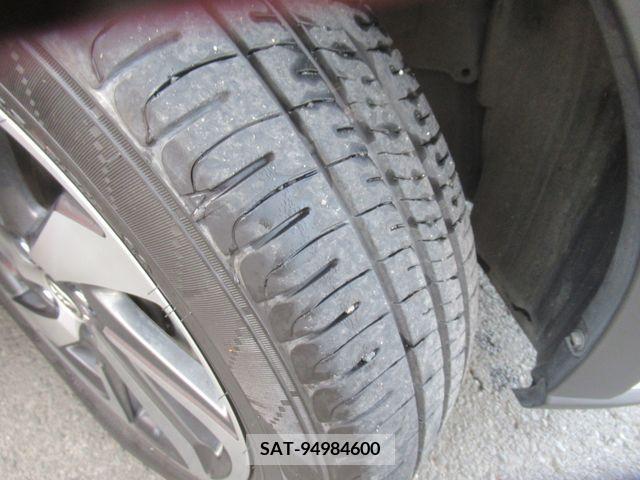 Toyota AQUA 2018-05 261088-11