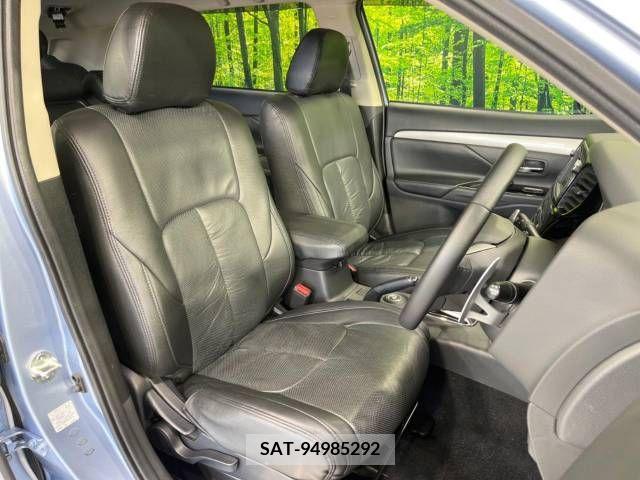 Mitsubishi OUTLANDER PHEV 2013-12 365915-8