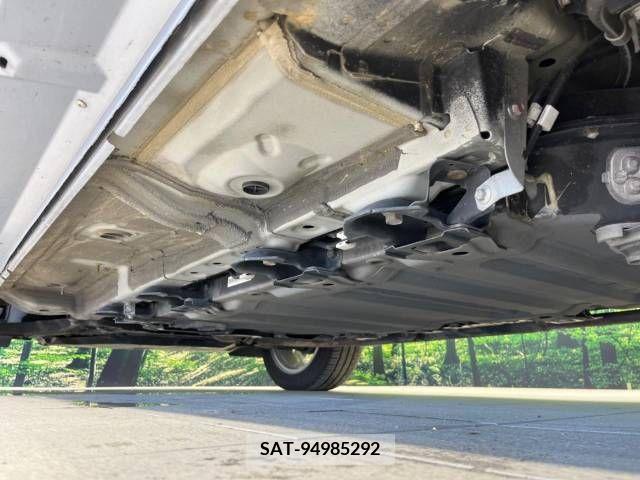 Mitsubishi OUTLANDER PHEV 2013-12 365915-19