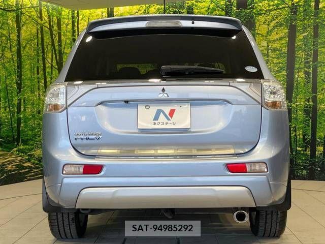 Mitsubishi OUTLANDER PHEV 2013-12 365915-15