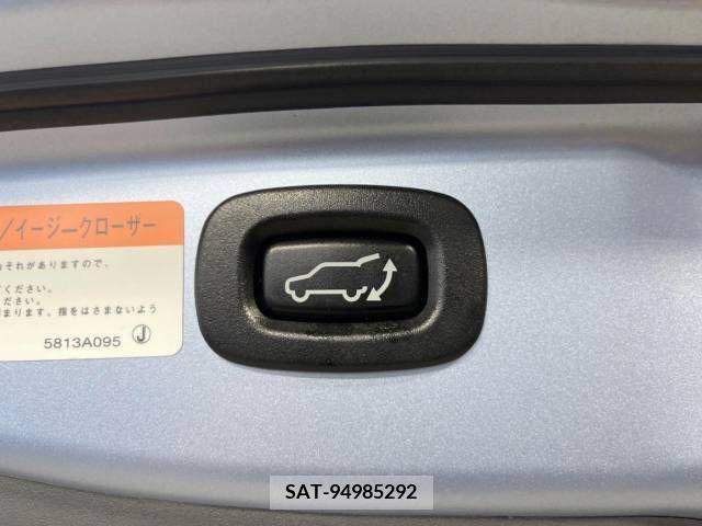 Mitsubishi OUTLANDER PHEV 2013-12 365915-5