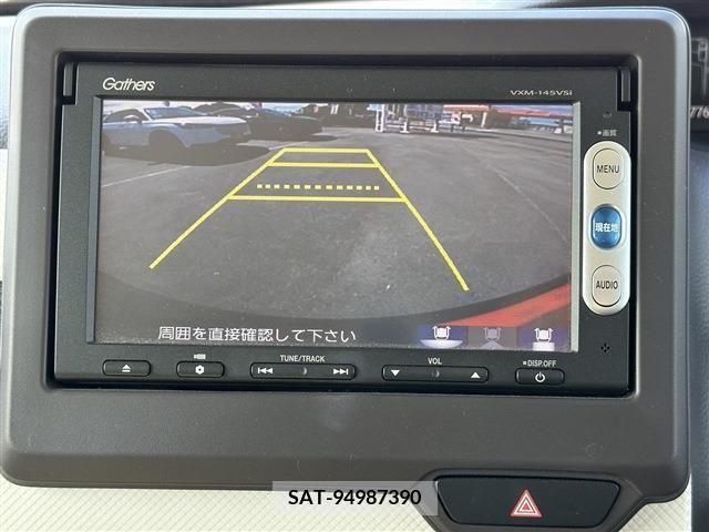 Honda N BOX 2019-04 279724-6