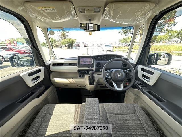 Honda N BOX 2019-04 279724-14