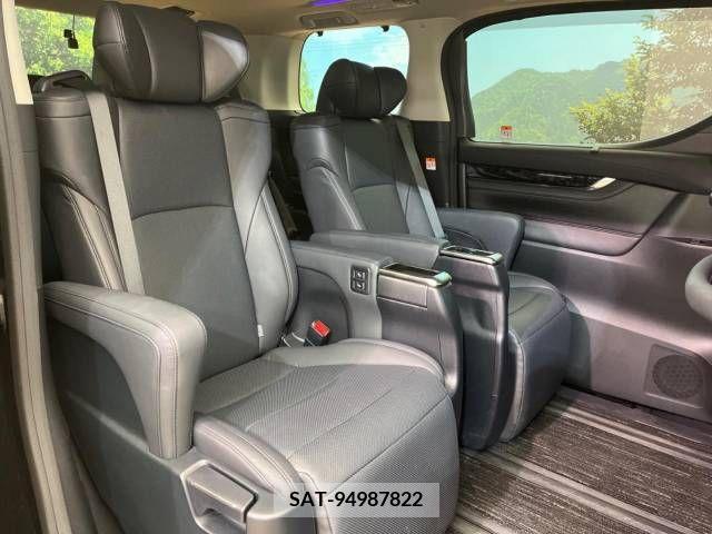 Toyota ALPHARD 2022-09 299570-9
