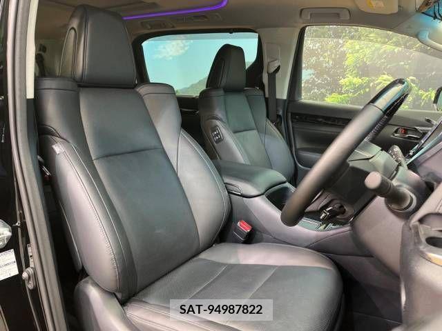 Toyota ALPHARD 2022-09 299570-8