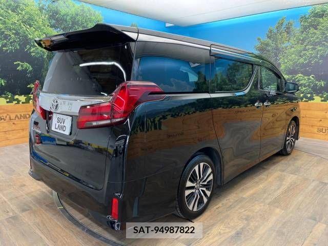 Toyota ALPHARD 2022-09 299570-17