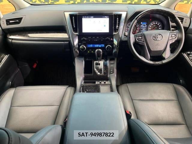 Toyota ALPHARD 2022-09 299570-1