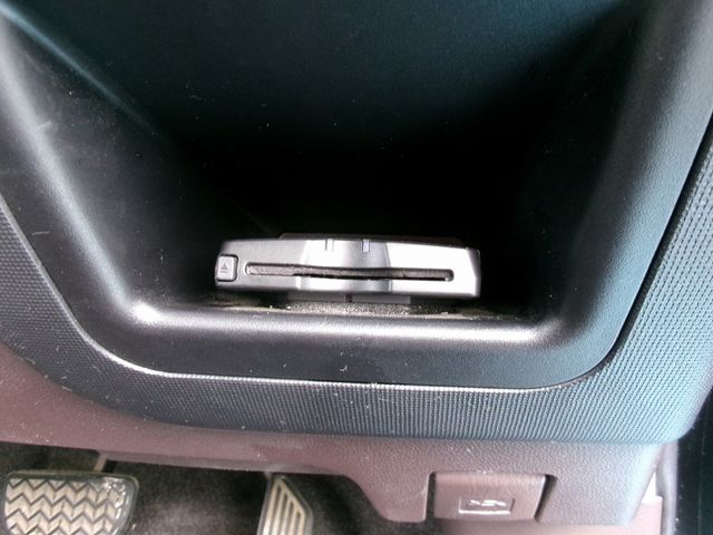 Toyota PORTE 2012-10 3340-16