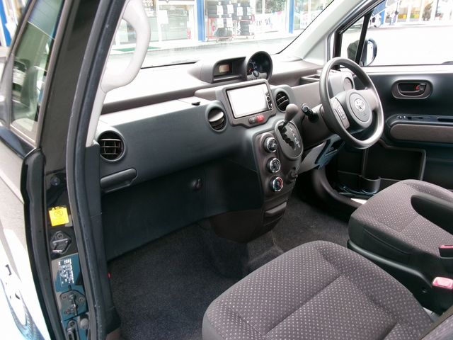 Toyota PORTE 2012-10 3340-19