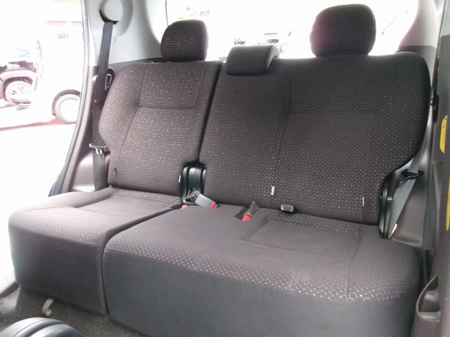 Toyota PORTE 2012-10 3340-21