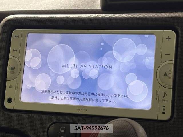 Toyota SPADE 2013-02 338376-2