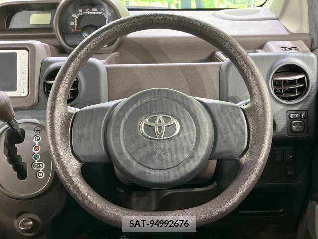 Toyota SPADE 2013-02 338376-11