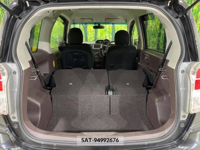 Toyota SPADE 2013-02 338376-10