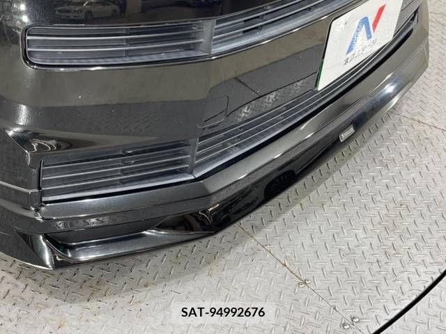 Toyota SPADE 2013-02 338376-3