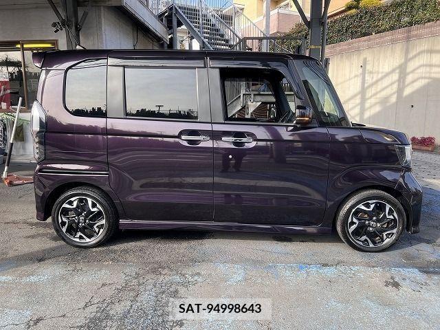 Honda N BOX CUSTOM 2017-11 212161-7