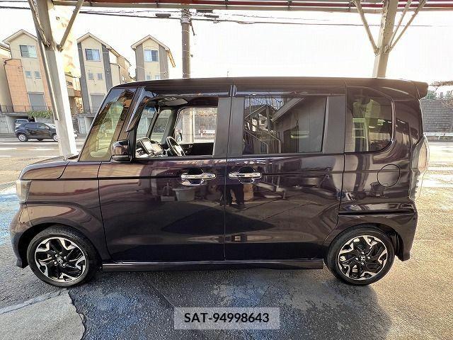 Honda N BOX CUSTOM 2017-11 212161-8