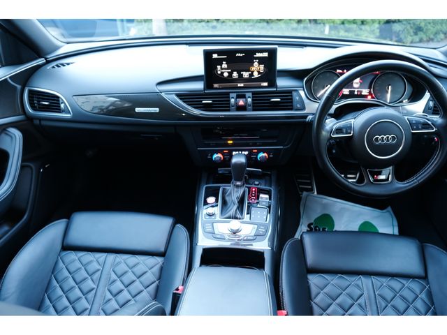 Audi S6 2018-03 28657-14