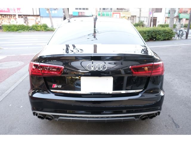 Audi S6 2018-03 28657-8