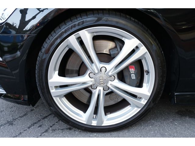 Audi S6 2018-03 28657-21