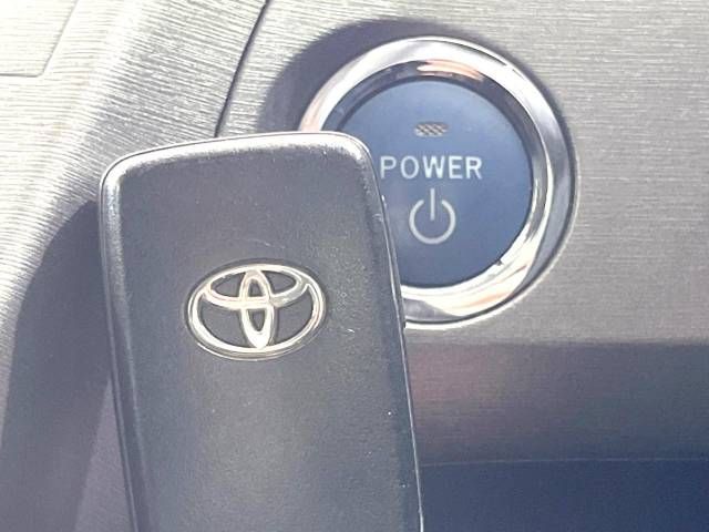 Toyota PRIUS 2015-03 194760-4