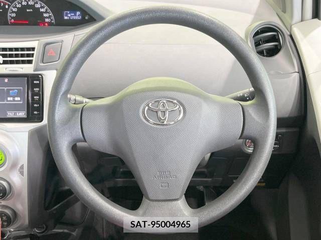 Toyota VITZ 2005-07 370174-11