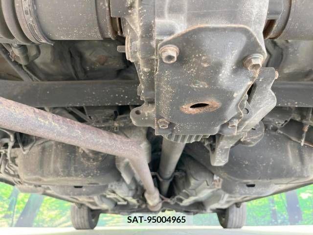 Toyota VITZ 2005-07 370174-19
