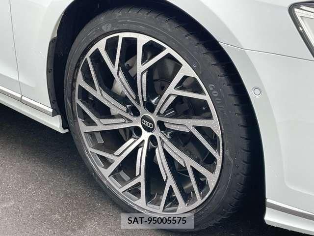 Audi A8 2023-03 245946-9