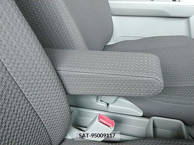 Mitsubishi MINICAB VAN 2021-07 363819-24