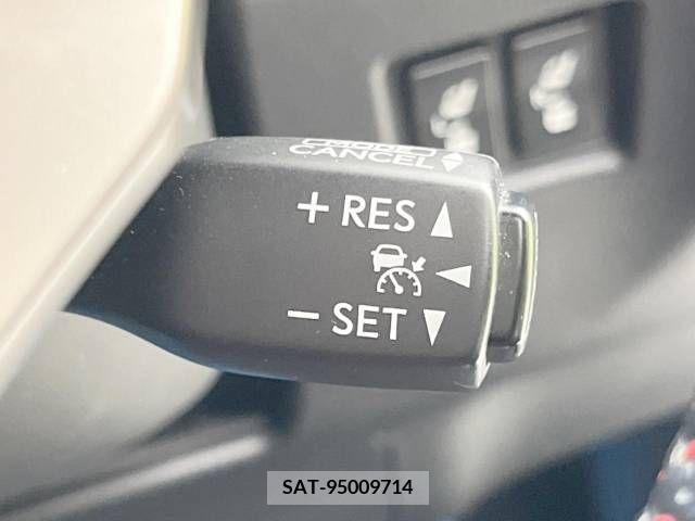 Lexus NX 2016-04 334363-6