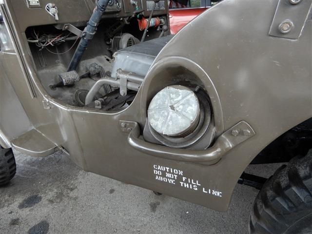 Mitsubishi JEEP 1959-01 683-5