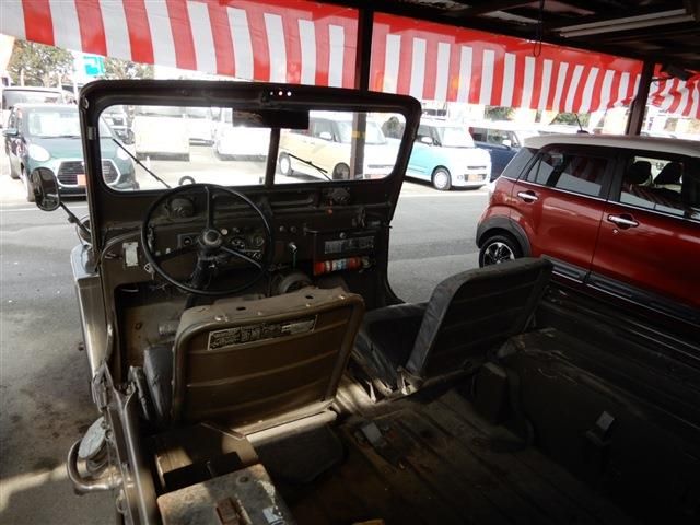 Mitsubishi JEEP 1959-01 683-16