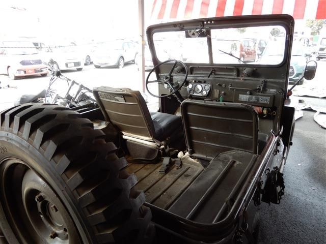 Mitsubishi JEEP 1959-01 683-15