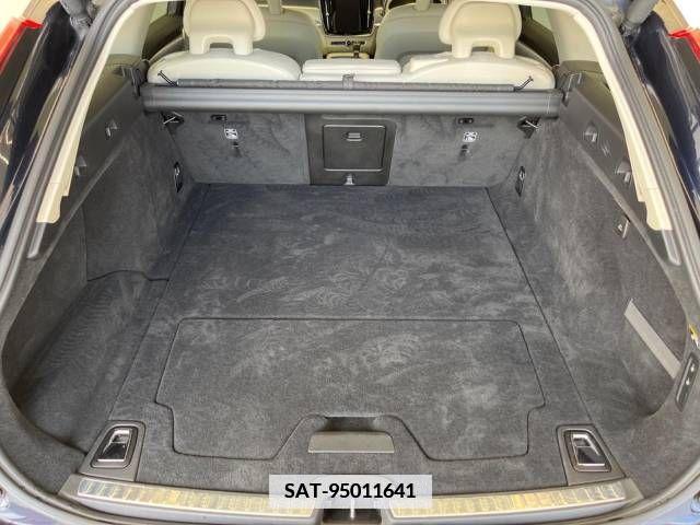 Volvo V90 2018-12 342668-13
