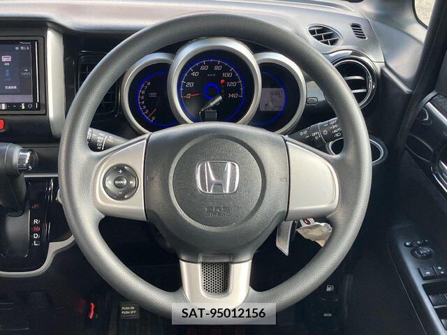 Honda N BOX 2012-01 364694-8